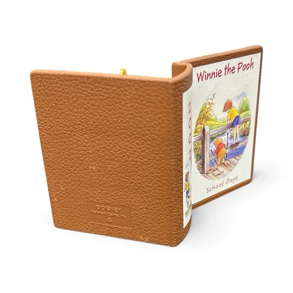 Disney, Hallmark vintage winnie